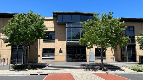 Plattekloof Office Park, 1 Bloulelie Street, Parow